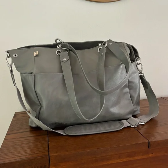 BEIS Bags Beis Diaper Bag Poshmark